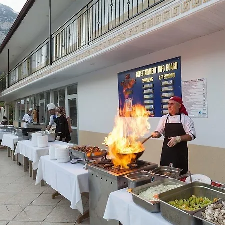 Matiate & Üdülőközpont